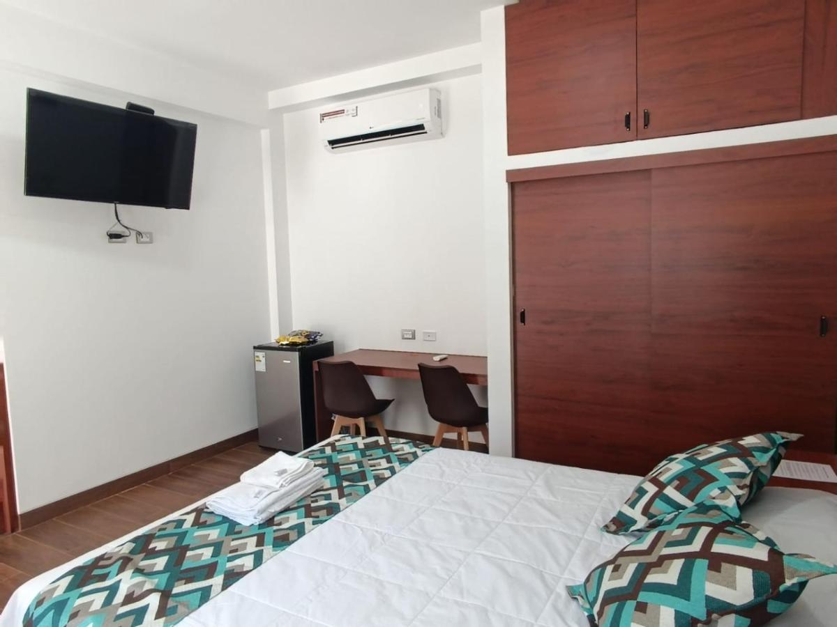 Hotel El Bosque Хаен Екстериор снимка